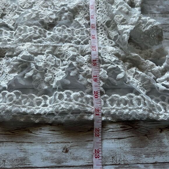 Lace Crochet Ruffle Blouse White Size Small - Picture 6 of 8